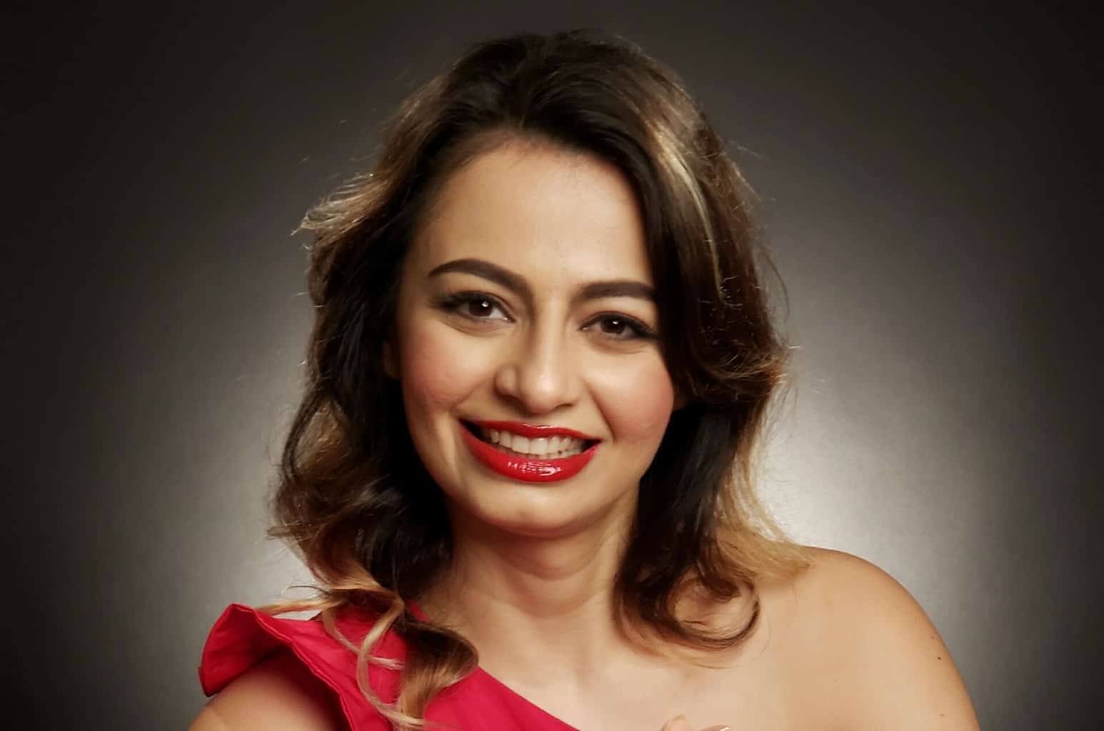 Agnes Rarik Agnes Sarkis | Weaver Artist Management